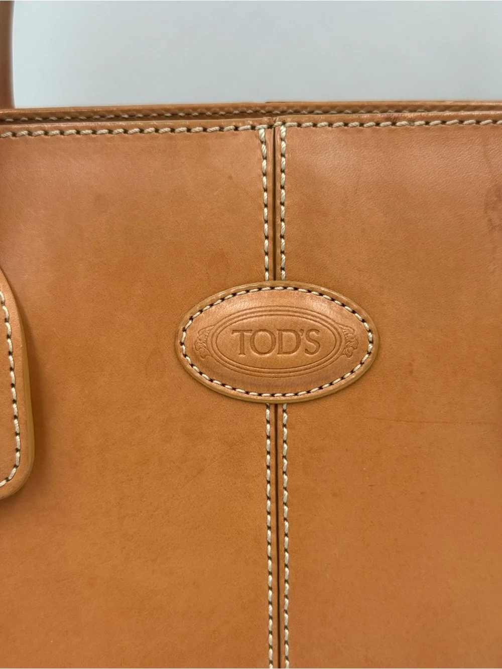 TOD'S Vintage Leather Satchel Bag - Classic Top Handle Shoulder Bag